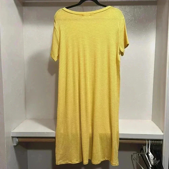 Dress - Picture 4 of 5